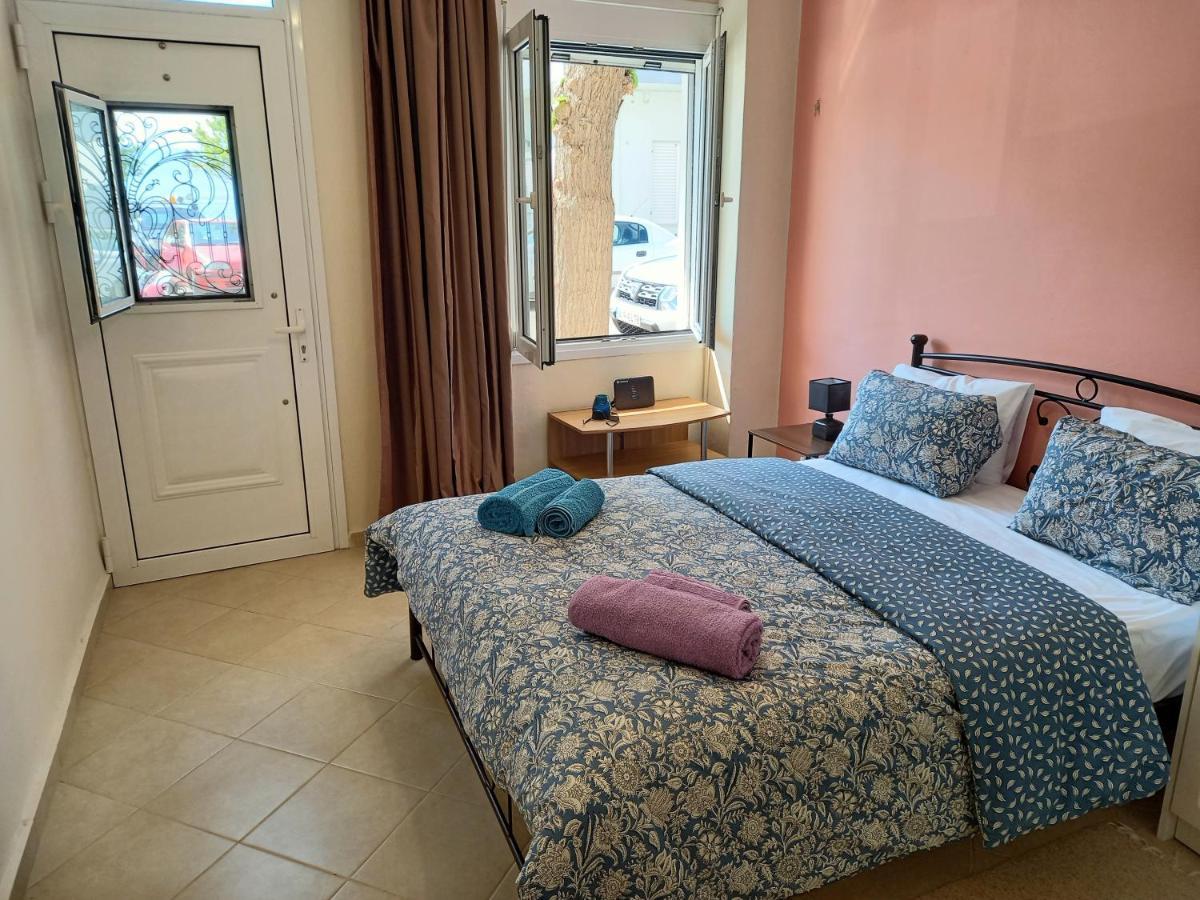 NafpaktosPel Houseアパートメント エクステリア 写真
